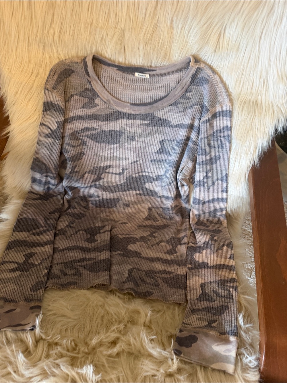 Monrow Gray Camo Waffle Knit Long Sleeve Top